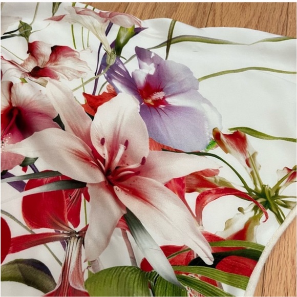 Ted Baker Floral V-Neck Sweater - Picture 4 of 6